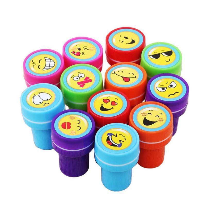 6X Dinosaur Patterned Self Ink Stamper Art Painting Craft Stamp Party Favors Toy