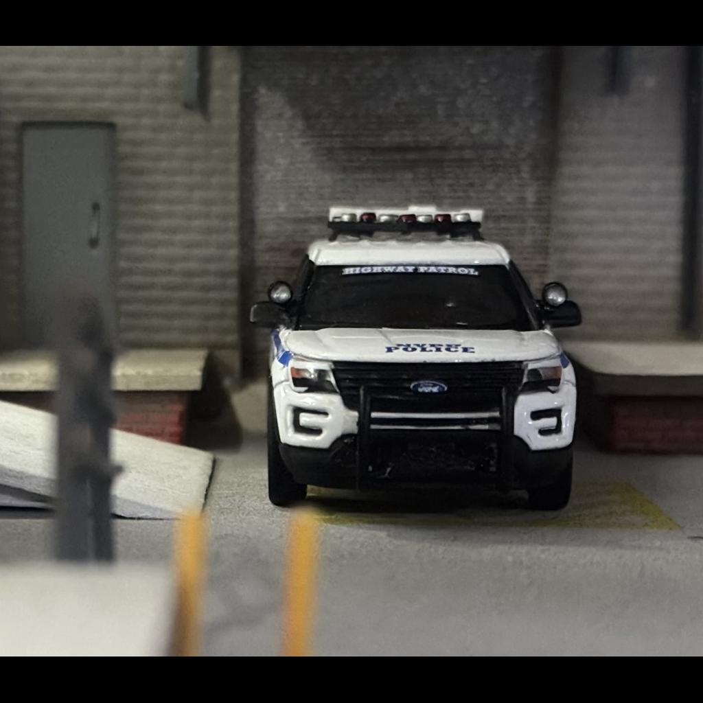 cjafuz1 1:64 2020 Ford Police INTERCEPTOR UTILITY NYPD Alloy Car Model Collectible Toy Gift Souvenir Display Ornament