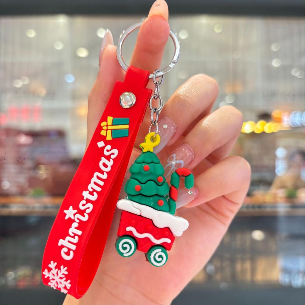New Christmas Cartoon Keychain Bag Pendant Exquisite Santa Claus Car Keychain Small Gift
