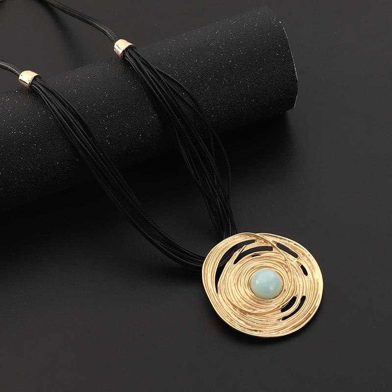 Geometric Fashion Pattern Necklace Versatile Exquisite Simple Women S Metal Pendant