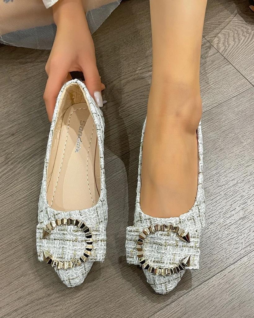 Fashion 2024 New Spring and Summer Pointed Toe Comfortable Casual Flat Shoes Metal Decoration Shallow Mouth Breathable Women's Shoes