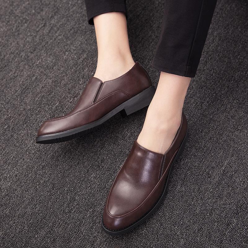 Men's pointed leather shoes spring and autumn British style business block lazy foot set young hairstylist shoes men