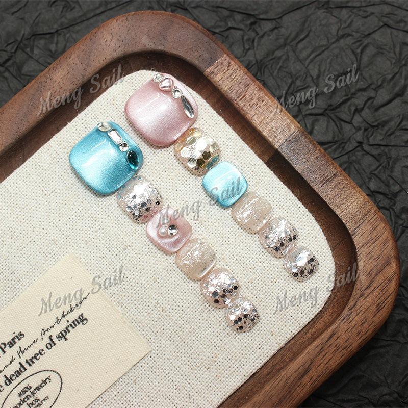 3D Butterfly Nail Art Stickers: Colored Cat Eye French Style Fake Nails Extra Small