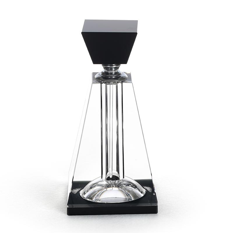 European Crystal Glass Perfume Bottle Decoration Creative Geometric Storage Jar Vanity Crystal Perfume Bottle Birthday Gift New