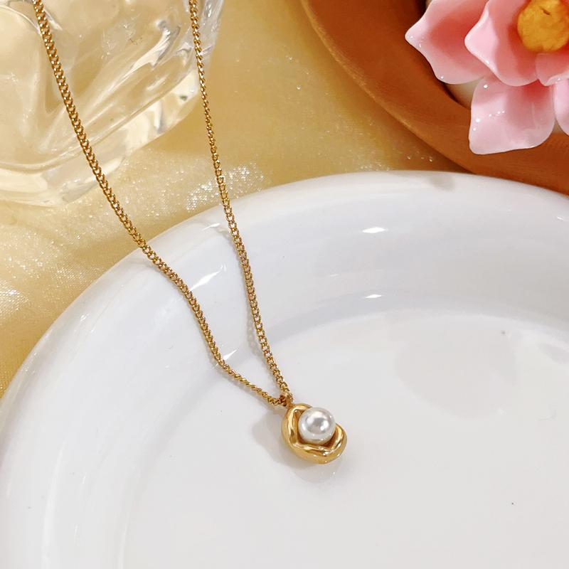 Fashion Embossed Imitation Pearl Pendant Necklace for Women Luxury Design Gold Color Cuban Stainless Steel Chain Necklaces Jewelry