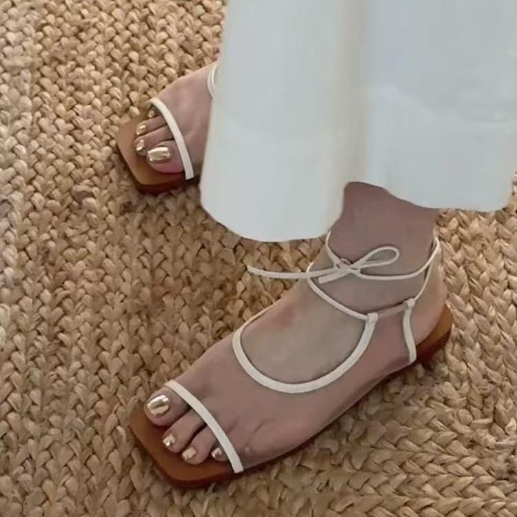 

French niche Roman breathable mesh flat-soled sandals women s 2025 summer new square head open-toe strap slippers 35 белый