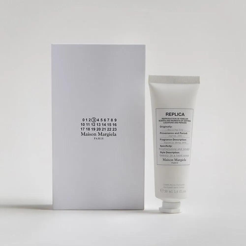 

Maison Margiela Sailing Day Hand Cream 50ml (Authentic Import) 871171