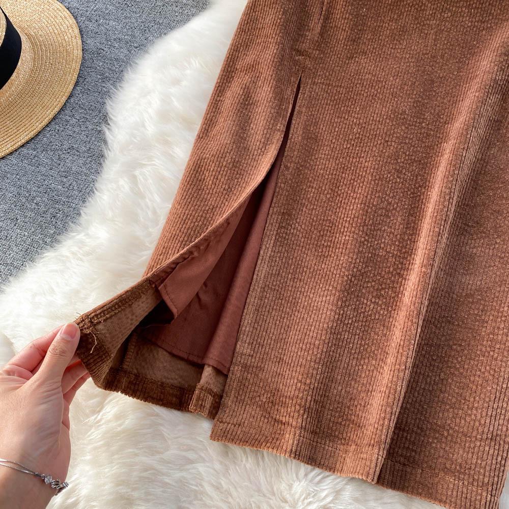 Retro High-Waist Slit Skirt with Sweater: Hong Kong & Korean Style, Slimming Medium/Long Fit for Early Autumn & Winter