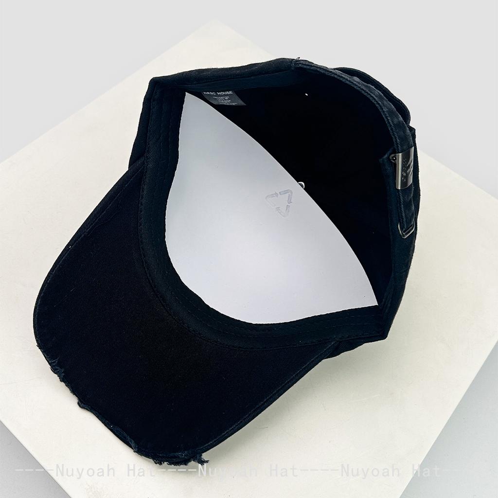 And Women Personalized Letter Print Broken Style Baseball Caps Sun Protection Street Style All-Match Distressed Peaked Hats Hip Hop Fashion Outdoor