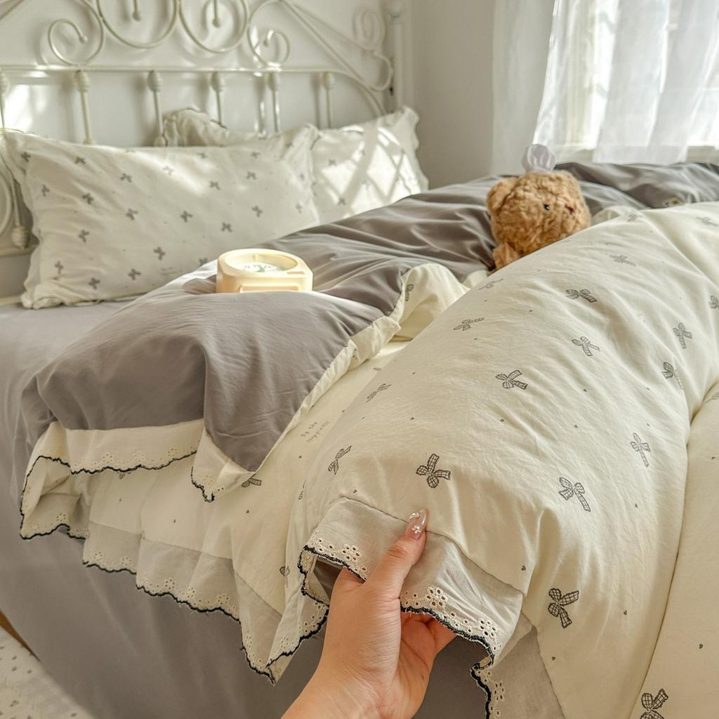 French Style Retro Printed Duvet Cover Lace Edge Pillowcase and Duvet Cover Comfortable Breathable Nude Sleeping Solid Color Bed Sheet Bedding Sets