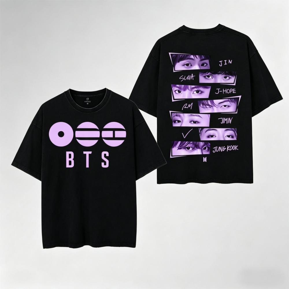 Idol pattern T-shirt on the street 2XS