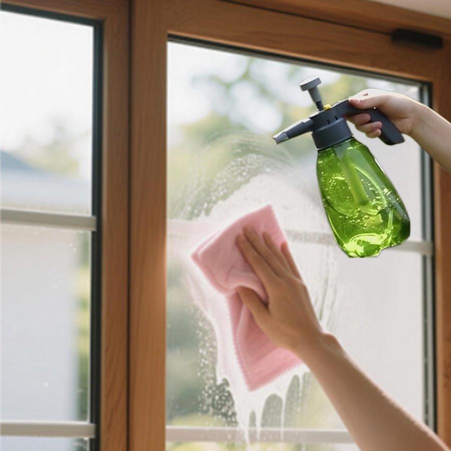 Pressure-type spray bottle - for watering flowers, disinfection and cleaning, car washing, gardening - high-pressure sprayer