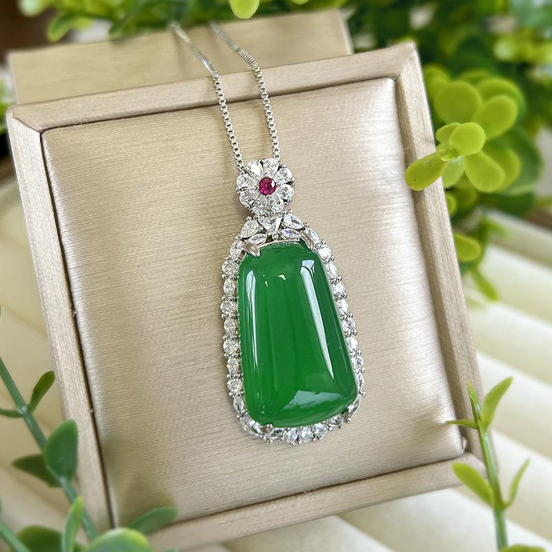 Jewelry Necklace Chalcedony Inlaid Pendant Chain Emperor Green Ladder Fang No Matter Brand Retro Premium Sense