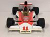 Minichamps Scale McLaren Ford M23 1976 F1 South African GP Hunt 1/18 #11 J.