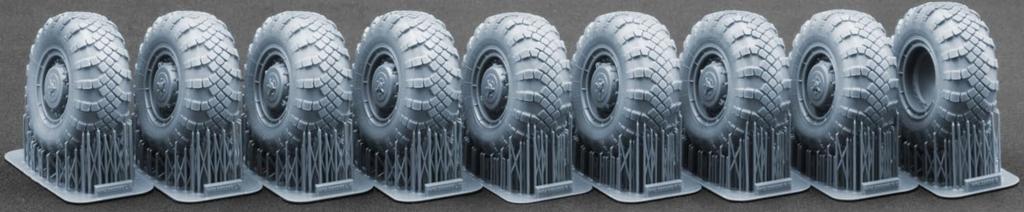 Wheel Set Meng Model and Plastic Model Parts SCXWM35028S Scale-X 1/35 MAZ-543/MAZ-7310 V-203 Self-Deforming (9 Pieces) (For Trumpeter) (Military)