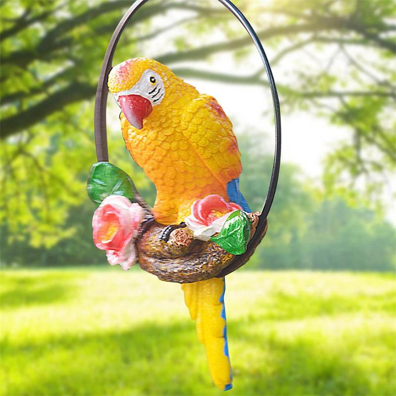 Creative Resin Parrot Hang On Tree Outdoor Garden Decoration Statue Animal Sculpture For Home Office Room Garden Decor Ornament