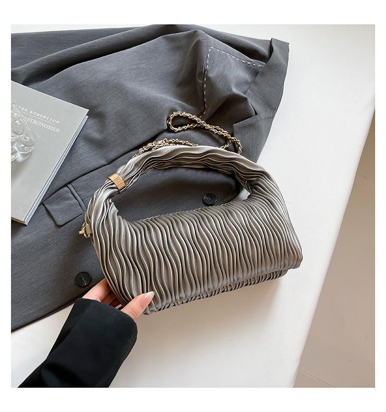 Fashion High-end Sense Retro Handbag Women's 2025 New Pleated Versatile Shoulder Underarm Bag Messenger Bag