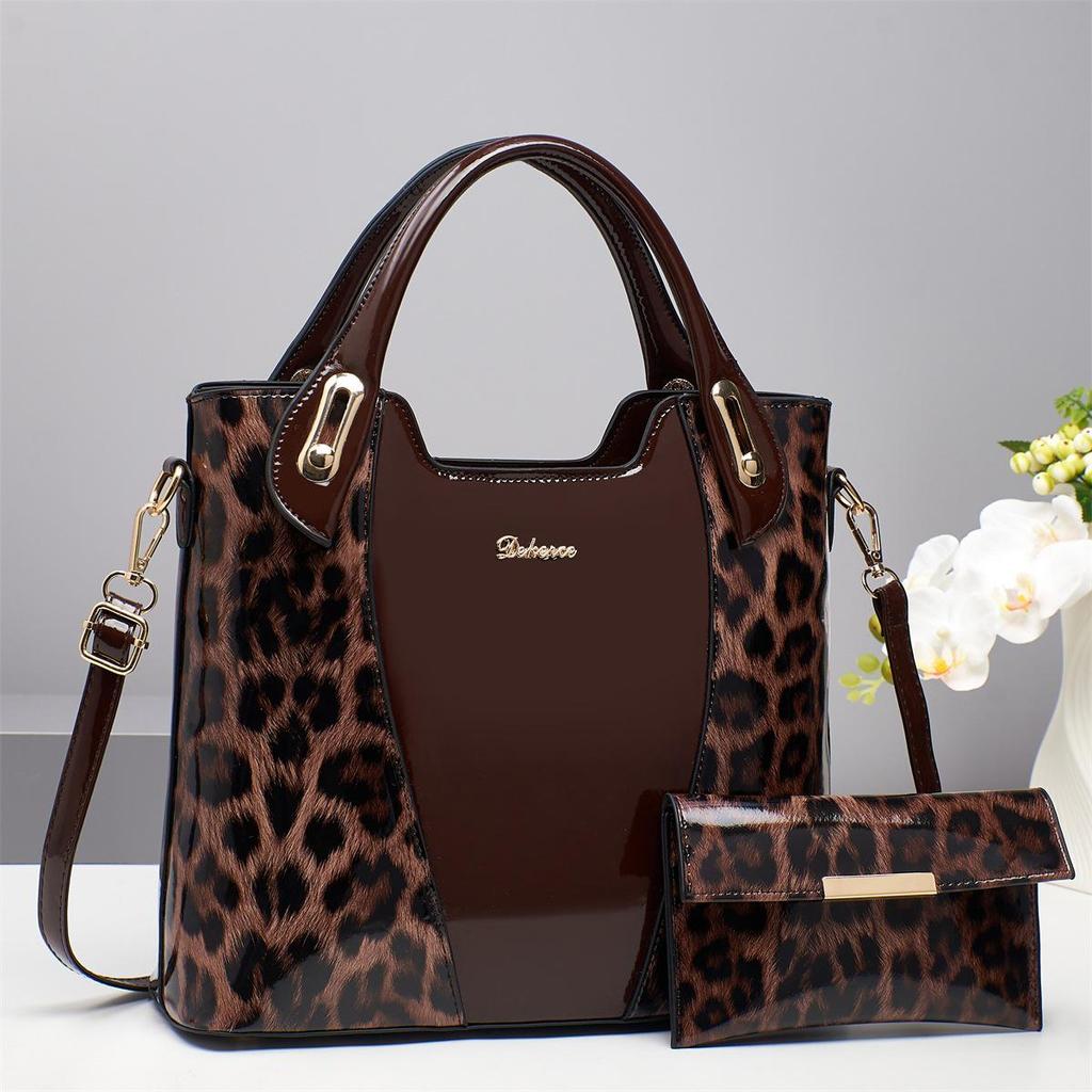 2025 Trendy Women's Leopard Print Crossbody Bag: Large Capacity, High-End Luxury Handbag