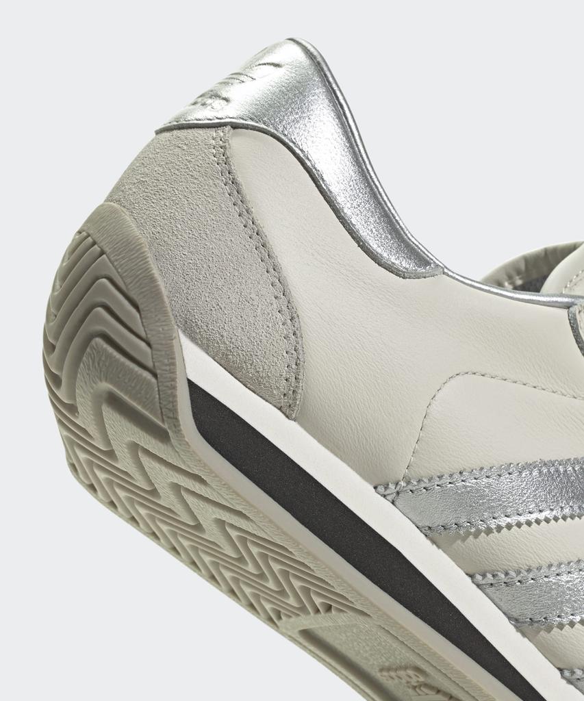 Adidas Country Ii - Cream:Silver / Jh5600