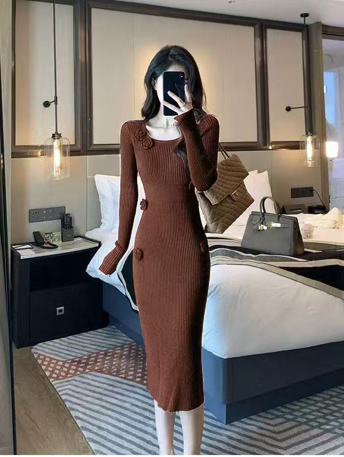 

Вязаное платье с ретро объемным цветком для женского осенне-зимнего сезона, новый темперамент снаружи и внутри, пуловер-свитер для женщин One Size