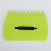 2 Pairs Leaf Scoops Hand Rakes Large Plastic Leaves Grabber Claws Yard Scoops for Picking Up Leaves Grass Lawn Clippings Twigs Debris