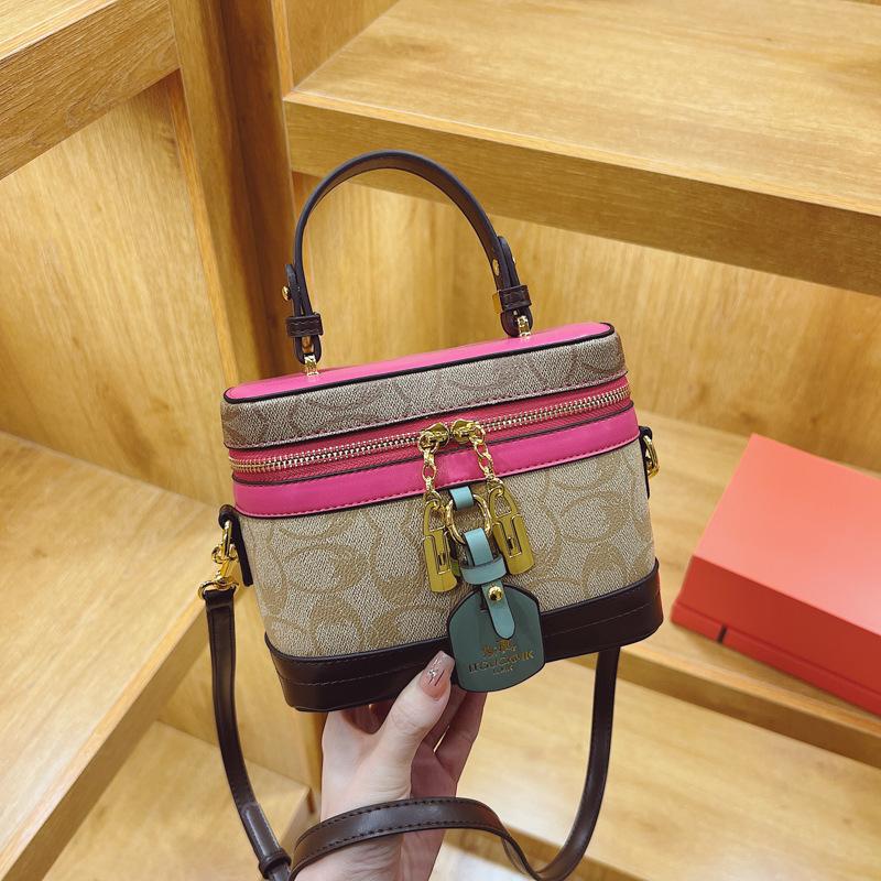 

Зима новая портативная маленькая квадратная сумка женская ретро мода контрастный цвет одно плечо через плечо 19cm*19cm*15cm*9cm розы красного