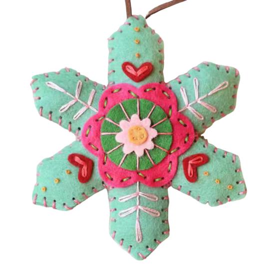 Christmas Ornament DIY Felt Craft Kit Artistic Handmade Ornament with Flowers Stars Leaves Versatile Home Decor