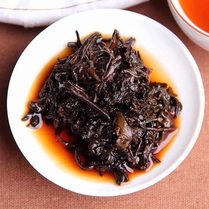 2017 Lao Tong Zhi Ripe Puer Hu Po Chun Tea Cake Haiwan Shu Puer Tea 357g