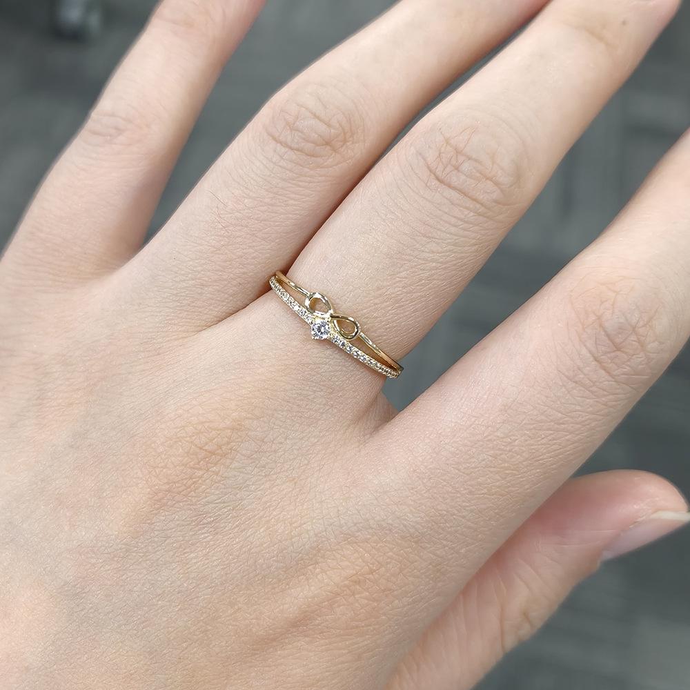 S925 Sterling Silver Infinity Number 8 Ring for Women, European-American Style, Diamond-Accented Fashion.