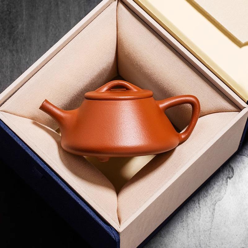 Handmade Yixing Purple Clay Teapot Tea Pot with Filter Xishi Pot Beauties Customized Puer Drinkware Set for Tea Lovers