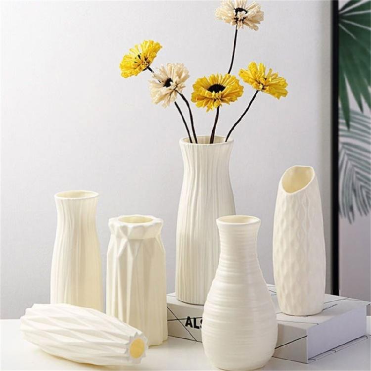 6PCS Elegant Plastic Flower Holder Vases With Subtle Texture Small Storage Bottle For Home Decoration