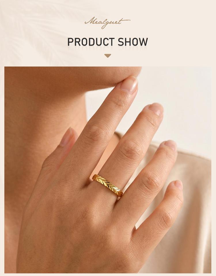 Trendy Chevron Herringbone Ring for Women Men, 18K Gold Plated Stainless Steel Stackable Band, Waterproof Tarnish Free