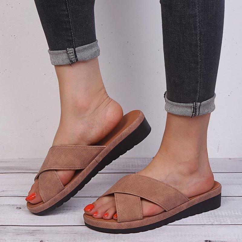 Summer new wish hot-selling outerwear wedge heel cross toe cool slippers women's summer large size flat slippers