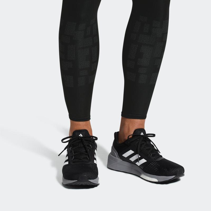 Adidas Response St 'Core Black White' Sneakers CG4003