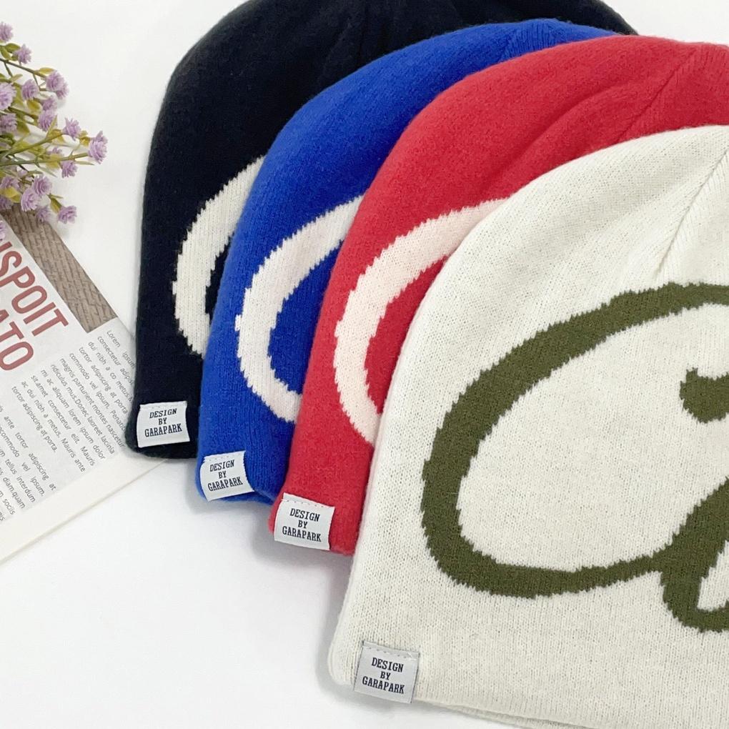 Women's and Men's Couple Daily Double-Sided Star Beanie Hat