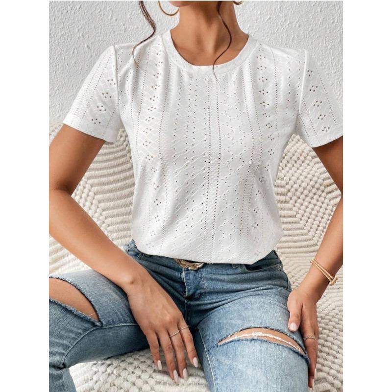 A New Summer Solid-color Short-sleeved Hollowed-out Casual T-shirt