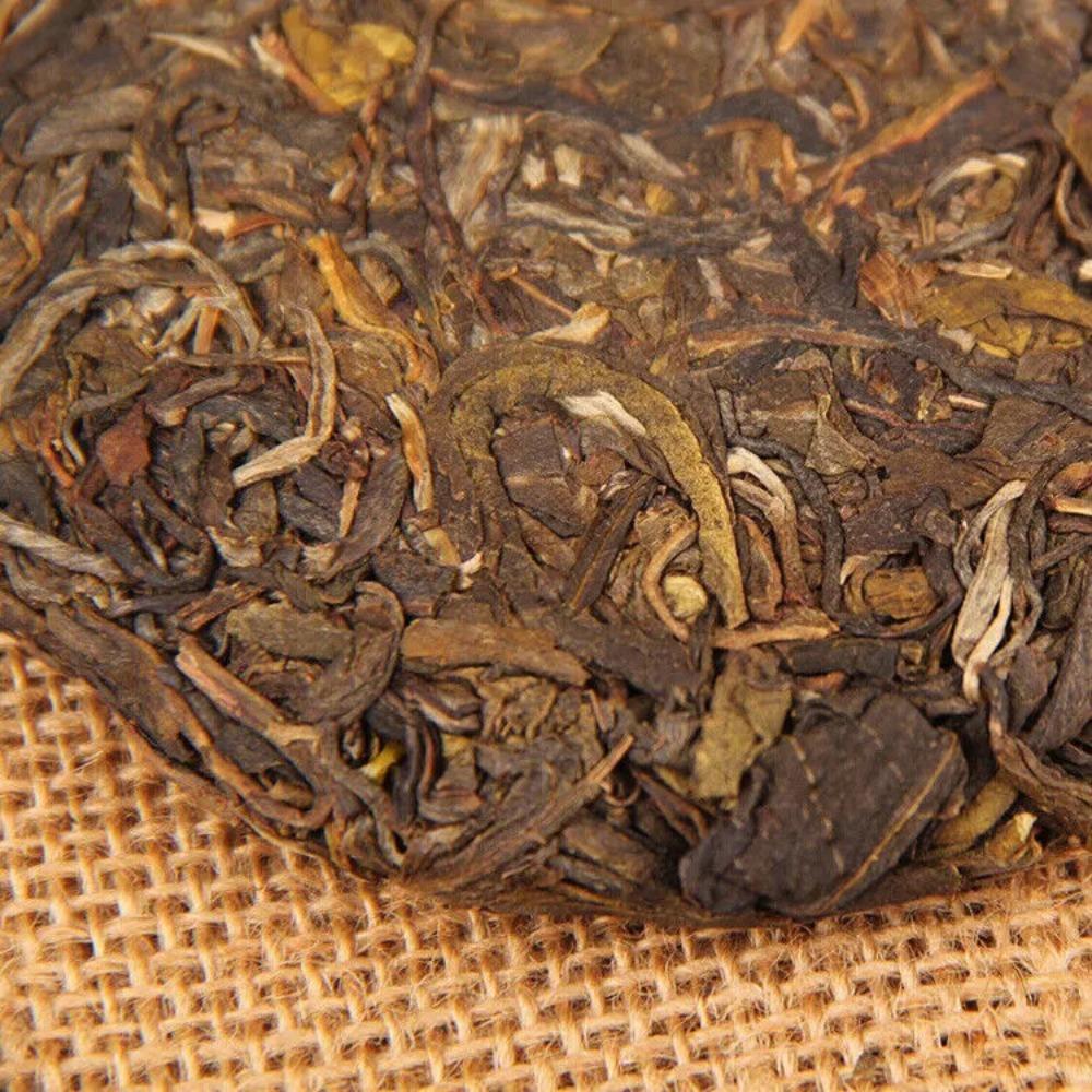Pu'er Tea Cake Icelandic Ancient Icelandic Sweet Seven-seed Puer Raw Tea 100g