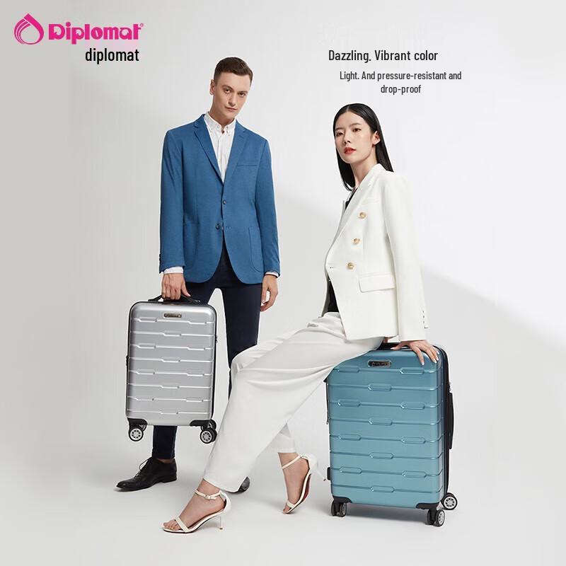 Diplomat TC-685T Expandable Hardside Luggage