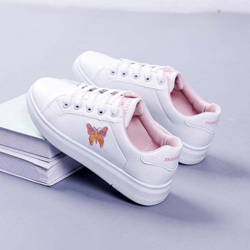 Fashion 2025 Spring Autumn New Little White Shoe Female Students Flat Casual Sneakers Fashion Light Lace-up Skate Shoes Womens Shoes