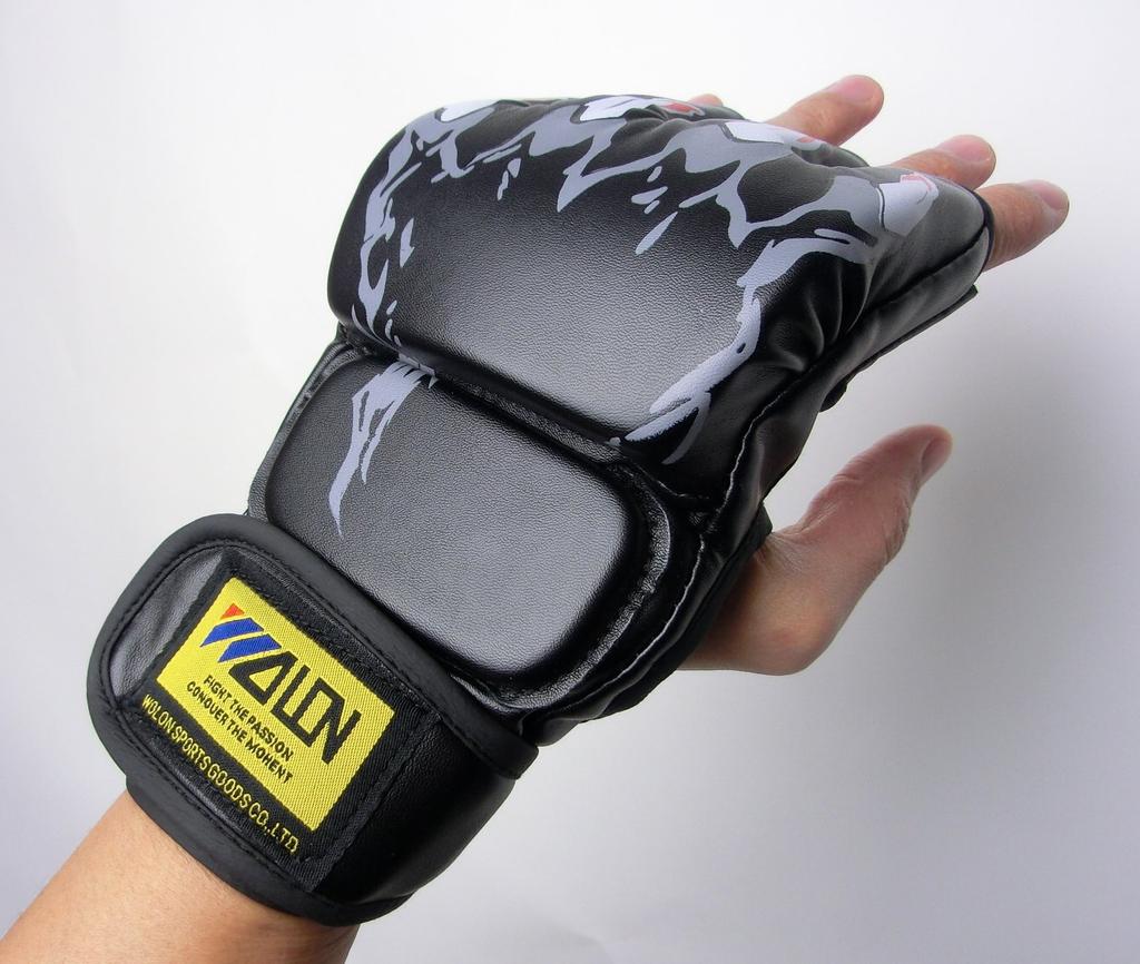 Schwarze Open-Finger-Handschuhe für Mixed Martial Arts, Vale Tudo, MMA, UFC, RIZIN ONE und Shooto. Halbfingerhandschuhe für Sparring. [Importiert]