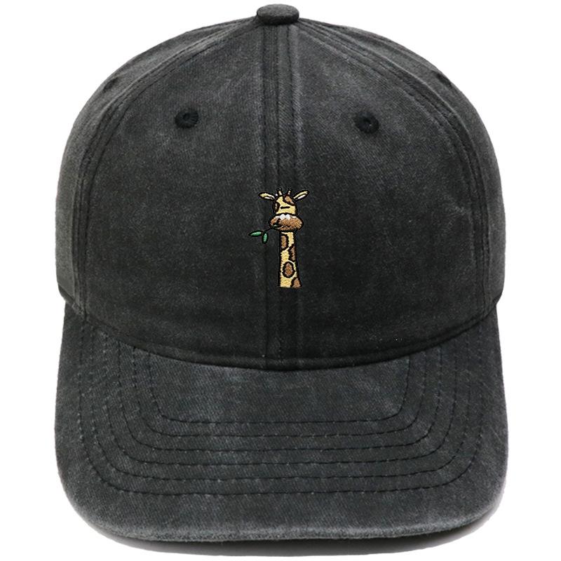 Cute Giraffe Embroidered Baseball Cap Animal Washed Retro Dad Hat Men's and Women's Casual Outdoor Sun Hat