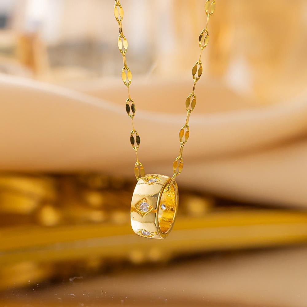 Elegant Luxury Full Zircon Copper Micro Inlaid Necklace Women Simple Exquisite Collarbone Chain Necklace