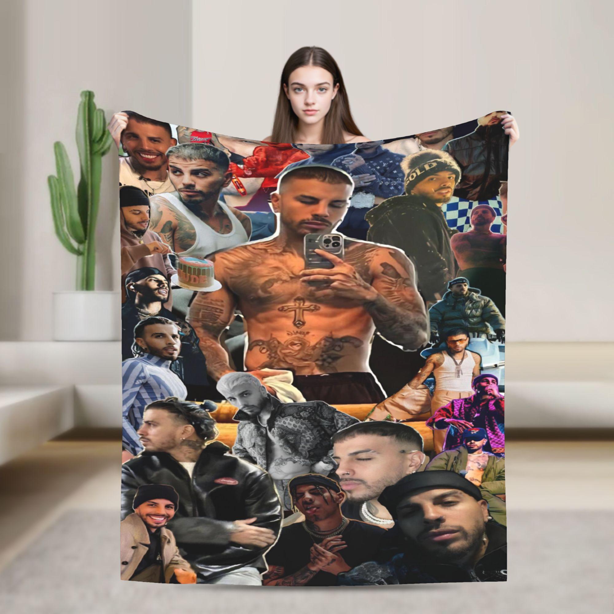 

Stylish Rauw Alejandro Singer Rapper Flannel Blanket Soft Durable Throw Blanket for Living Room Decorative Bedspread Bed Cover 75x90cm