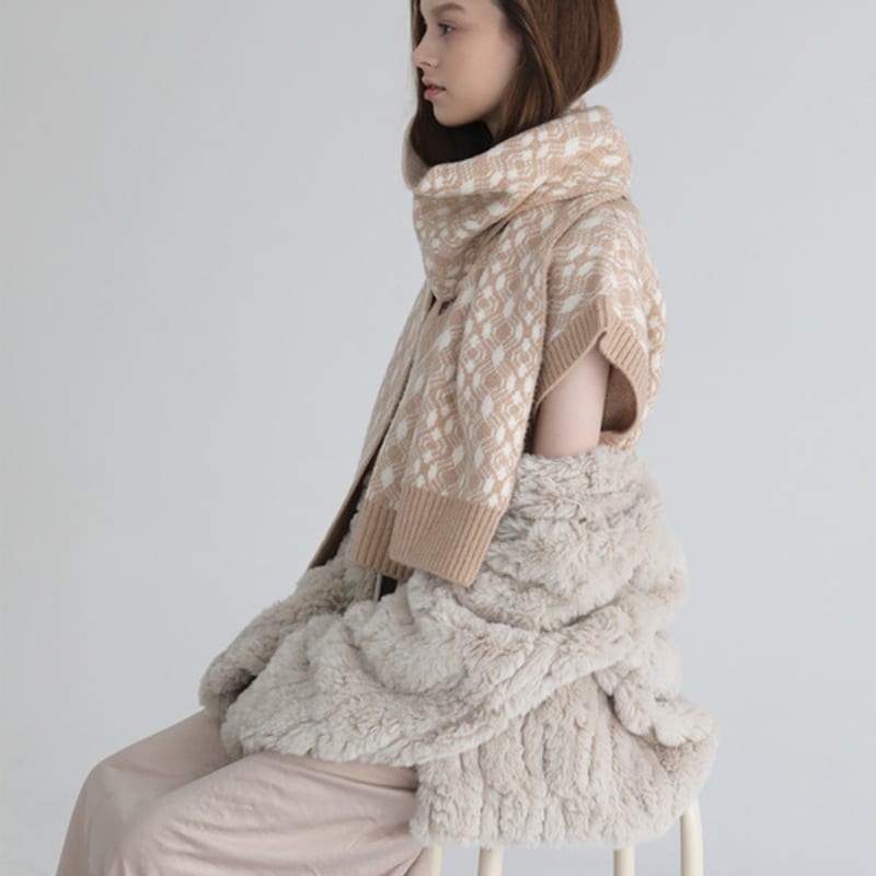SOFT SEOUL Jacquard-Strickschal [Beige]