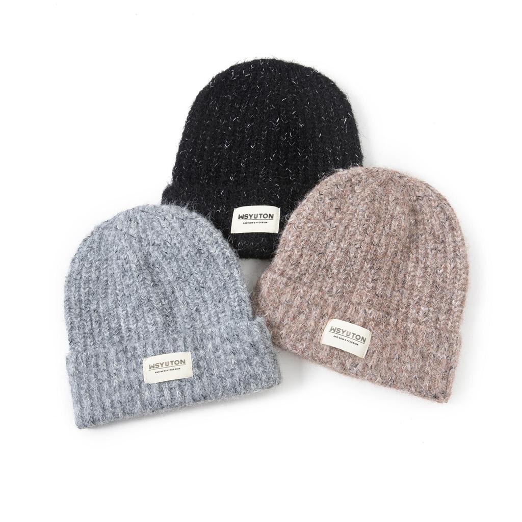 New Women's Warm Knit Hat: Thickened, Ear-Protecting, Clip-Flower Design, Folded Brim, Ideal for Autumn/Winter Cycling.