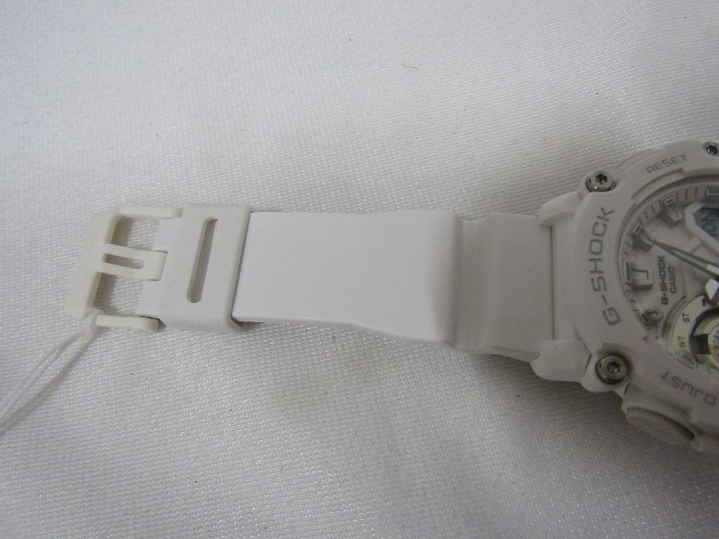 CASIO Carbon Core Guard Watch with Box and G-SHOCK GMA-S2200M-7AJF Analog-Digital Men's Manual, 141120