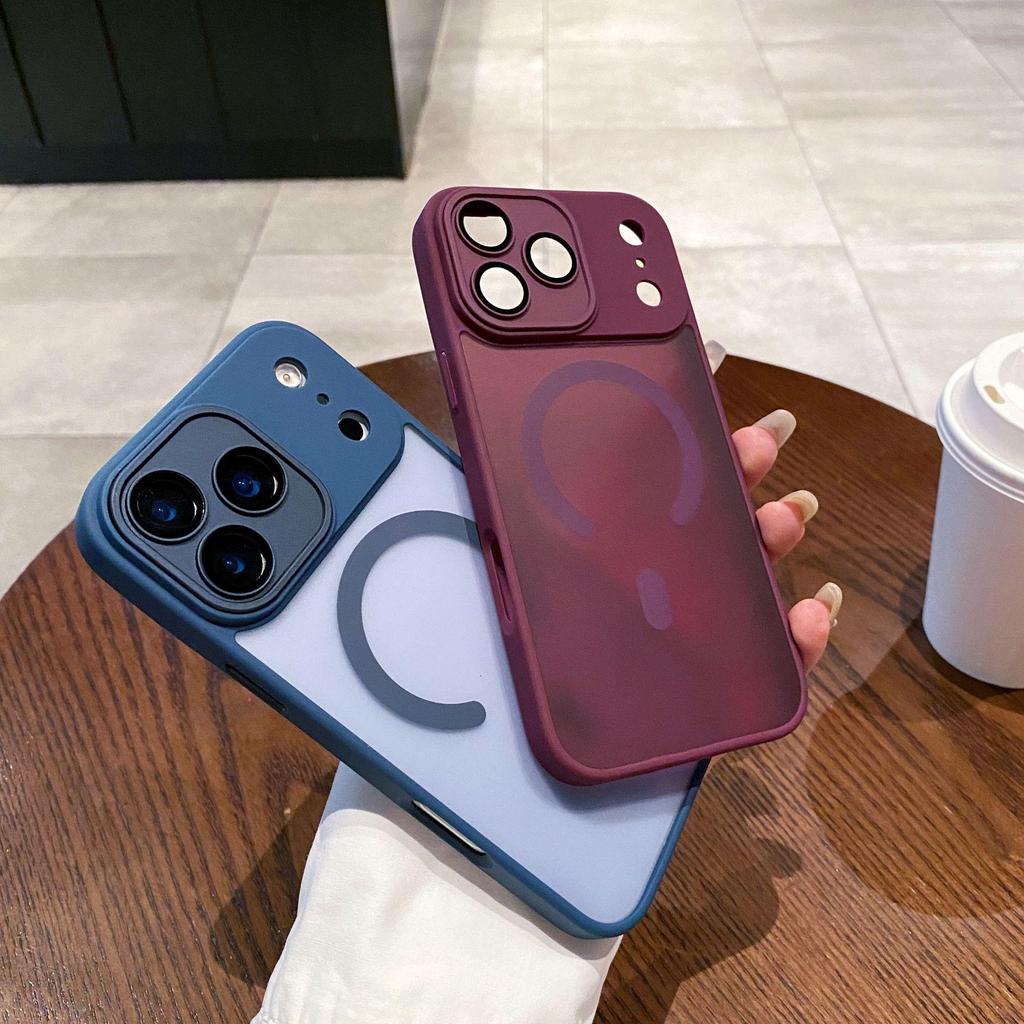 iPhone 17 Pro Max Magnetic Case with Full Lens Coverage and Skin-Feel Protection