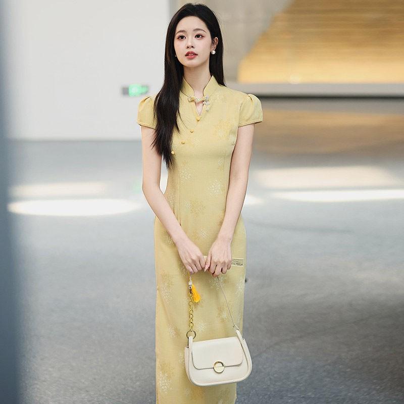 Yellow V-Neck Modern Chinese Style Long Cheongsam Dress Women 2026 Short Sleeve Elegant Daily Wear