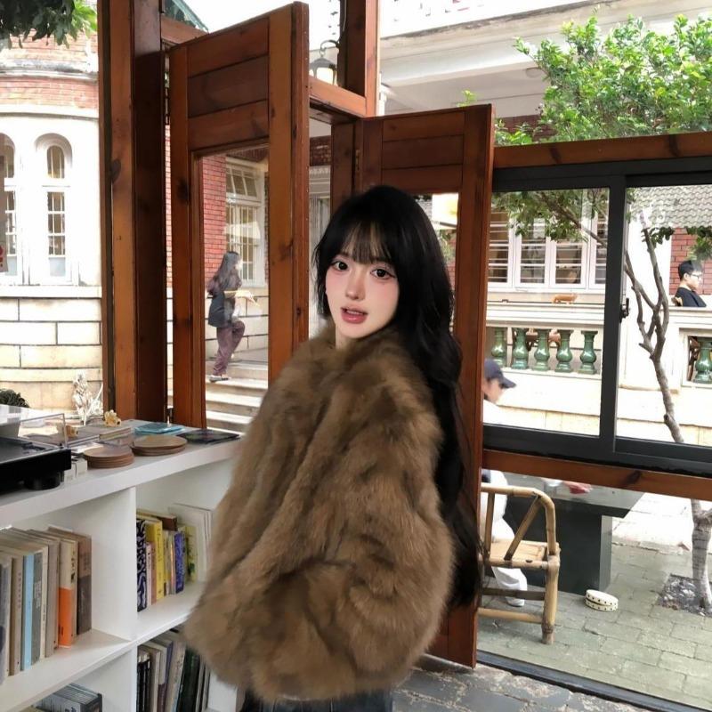 

Brown Eco-friendly Fox Fur Women s Short Style Winter New Hot Style Thickened Temperament Fur S коричневий