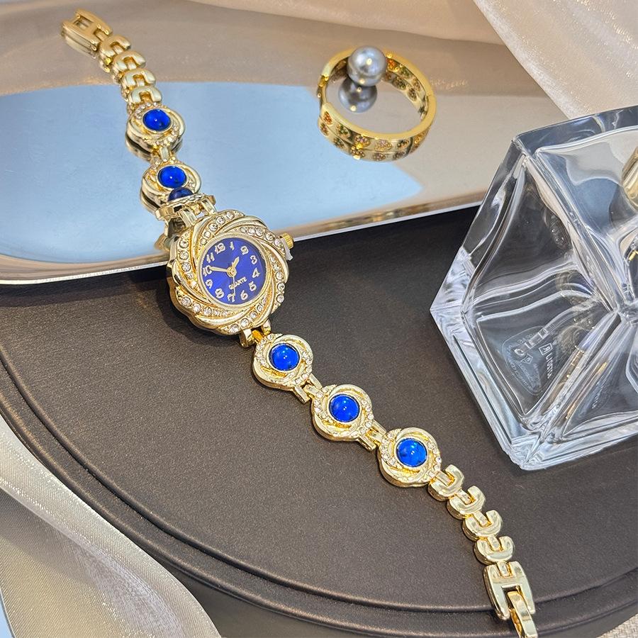 Chalcedony Diamond Women's Light Luxury Niche Bracelet Watch Gold Sunflower Quartz Watch